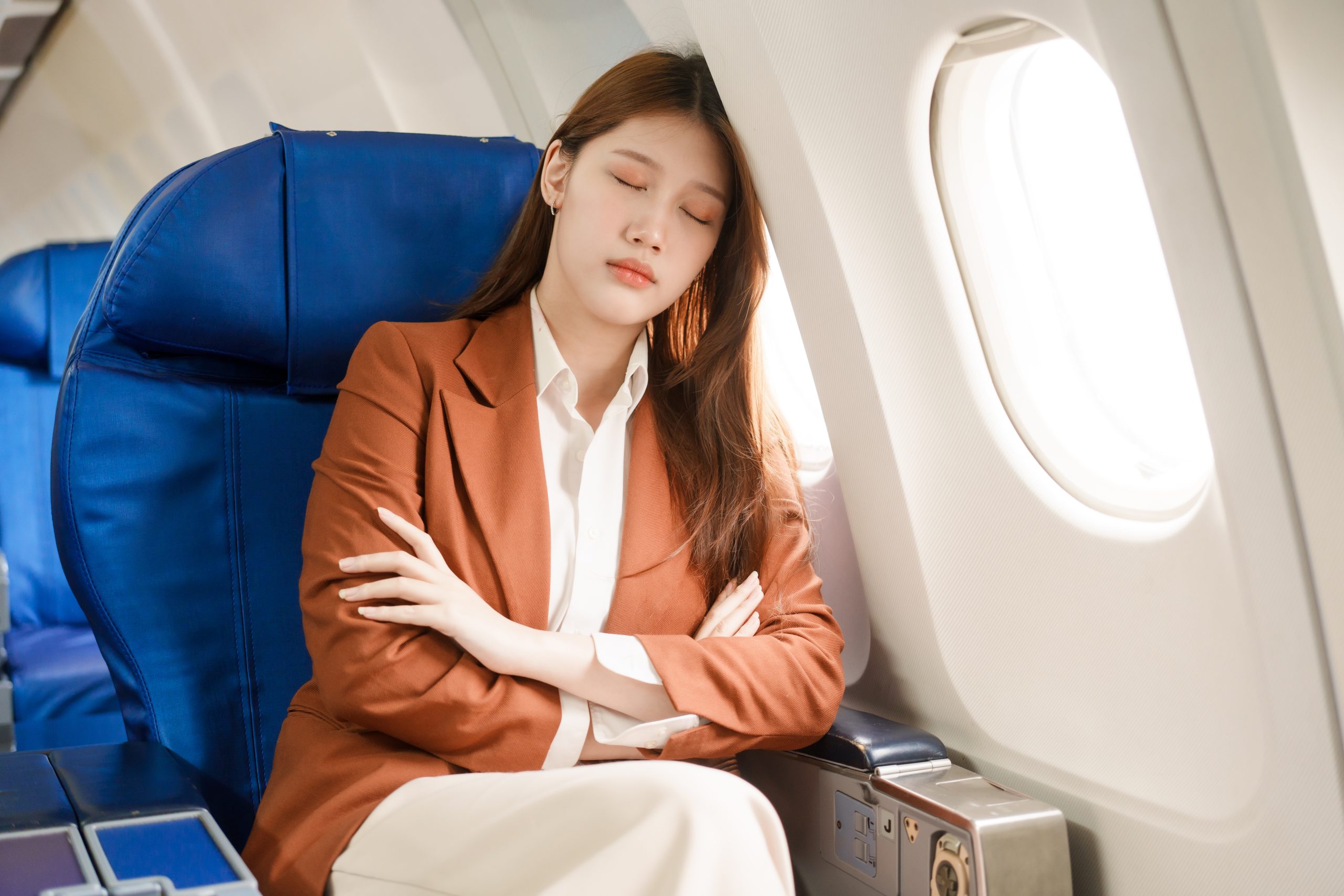 Stay Refreshed:    Expert Approved Health Strategies To Conquer Jet Lag