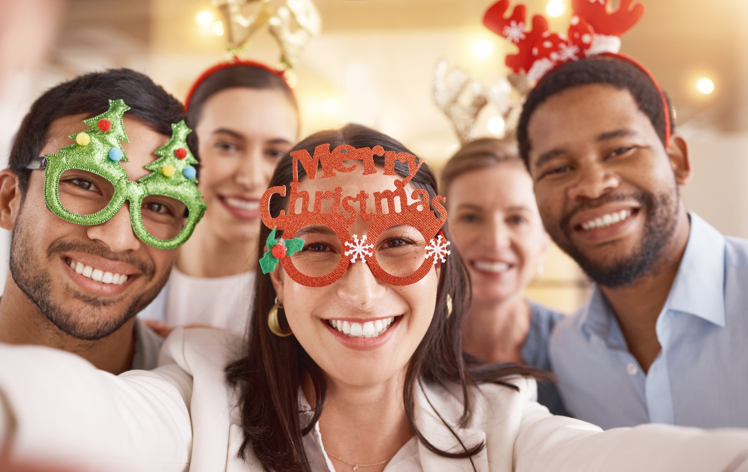 Options For Replacing Missing Teeth: Get Your Smile Holiday Ready!